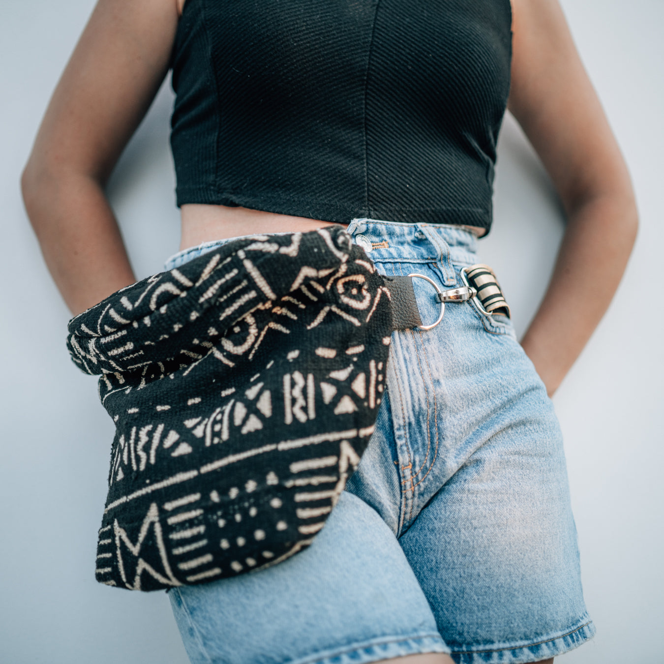 Fini Crossbody