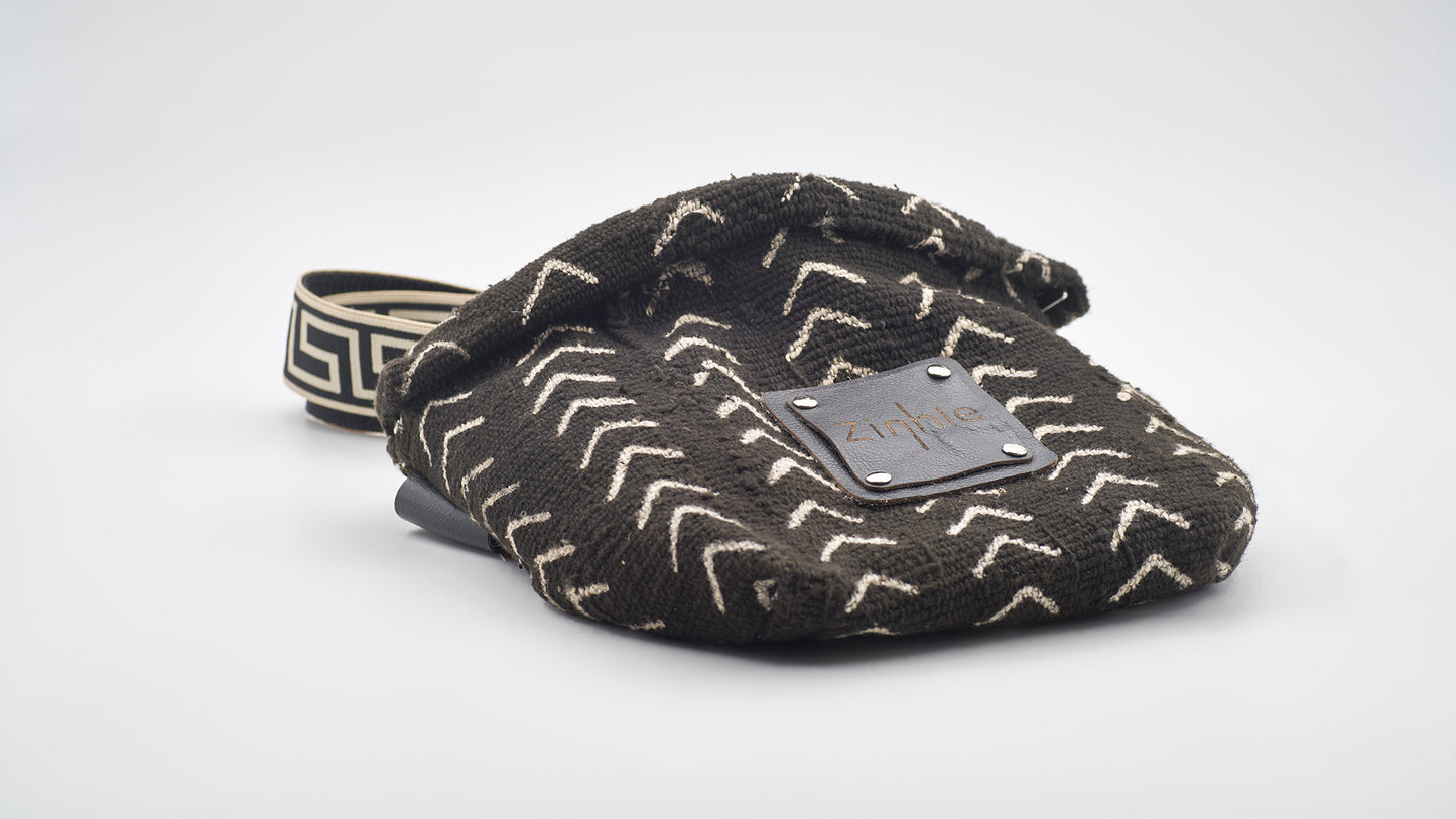 Fini Crossbody
