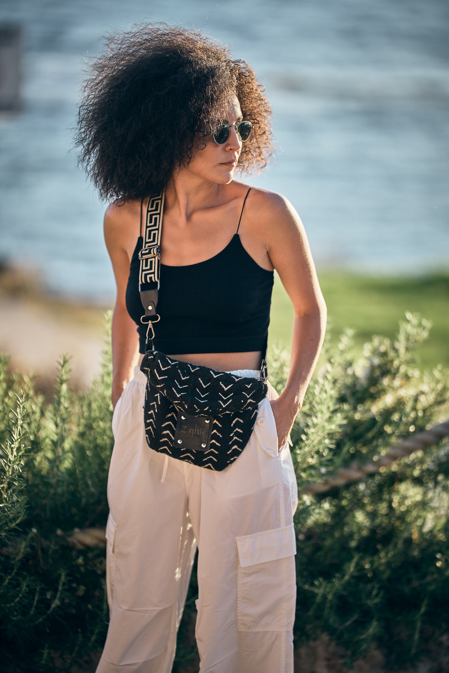 Fini Crossbody